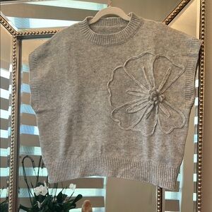 Elegant Gray Women's Sweater with Floral Design